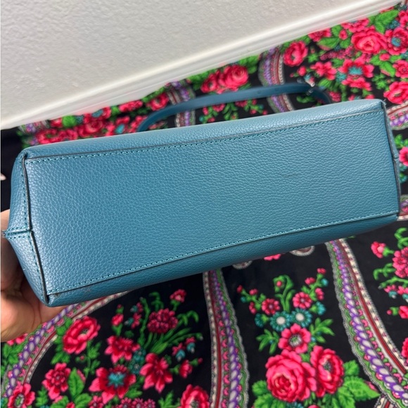 Coach Leather Molly Bucket Bag Two Shoulder straps - Picture 8 of 15